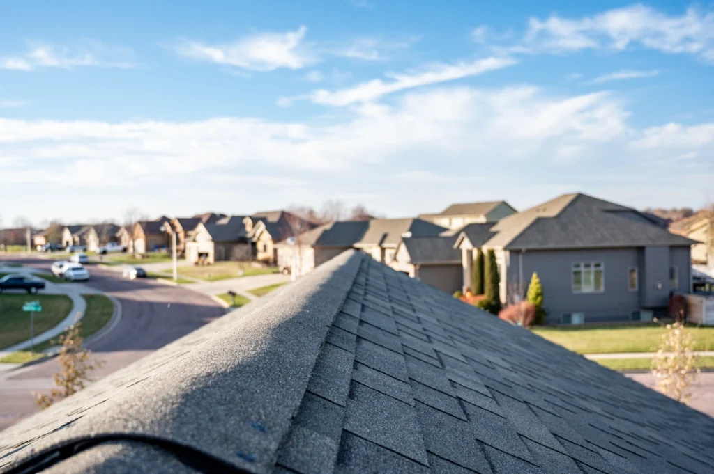 close up of a shingle roof ridge